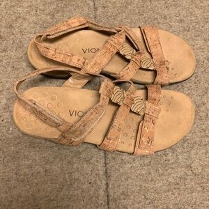 Vionic Women’s Sandal Adjustable Straps Size 8